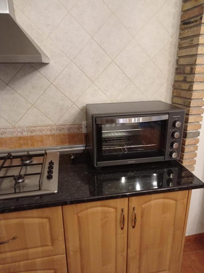 El Almendro De Fuentes Nuevas Villa Castril Luaran gambar