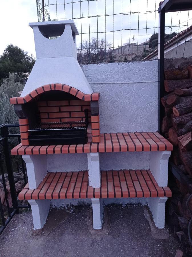 El Almendro De Fuentes Nuevas Villa Castril Luaran gambar