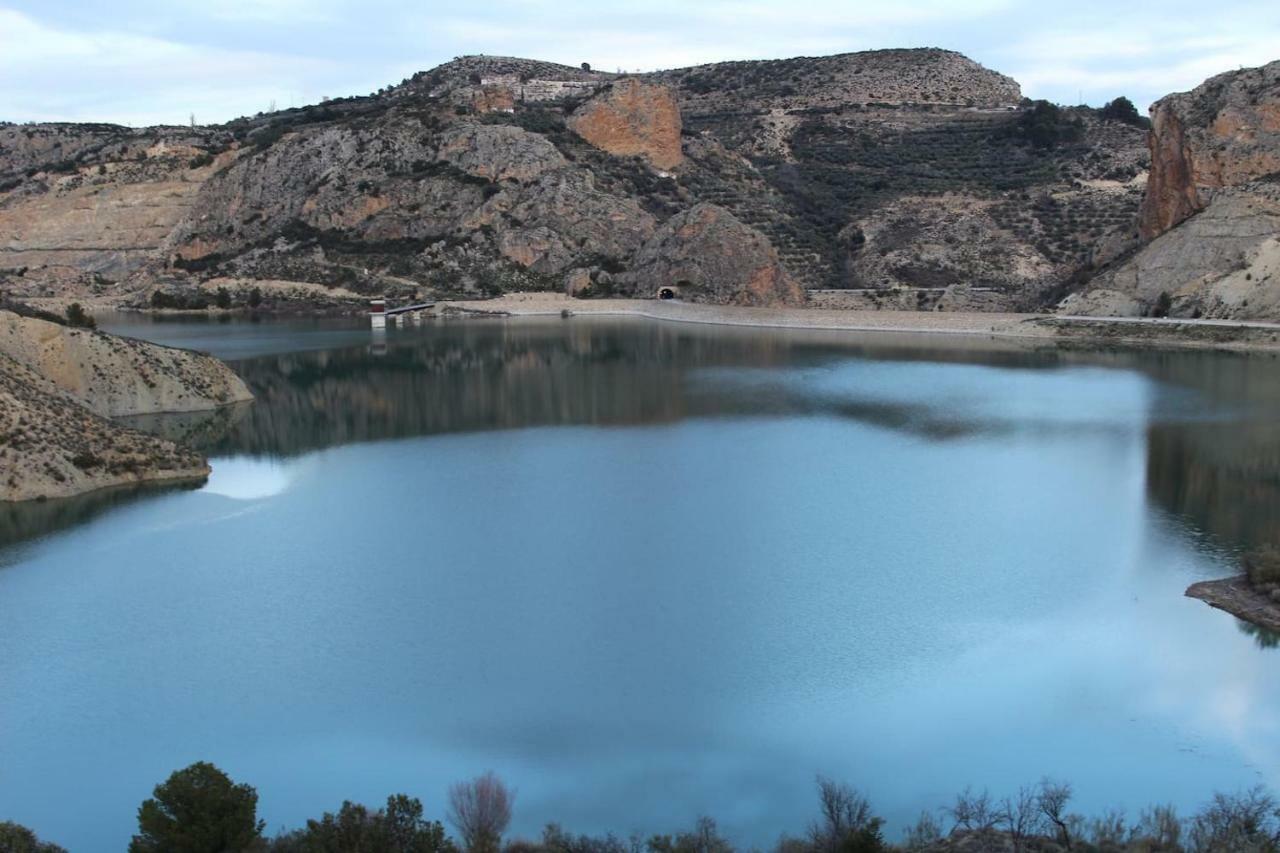 El Almendro De Fuentes Nuevas Villa Castril Luaran gambar